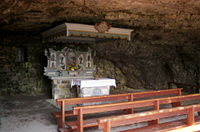 Altarhöhle vom Wildkirchli