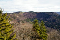 Blick von der Schalksburg zum Heersberg
