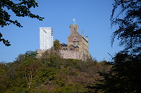 Die Wartburg vom Aussichtspunkt Blidenstatt aus gesehen.