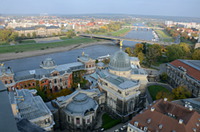 Blick von der Frauenkirche Elbeaufwärts