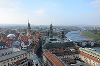 Blick von der Frauenkirche Elbeabwärts